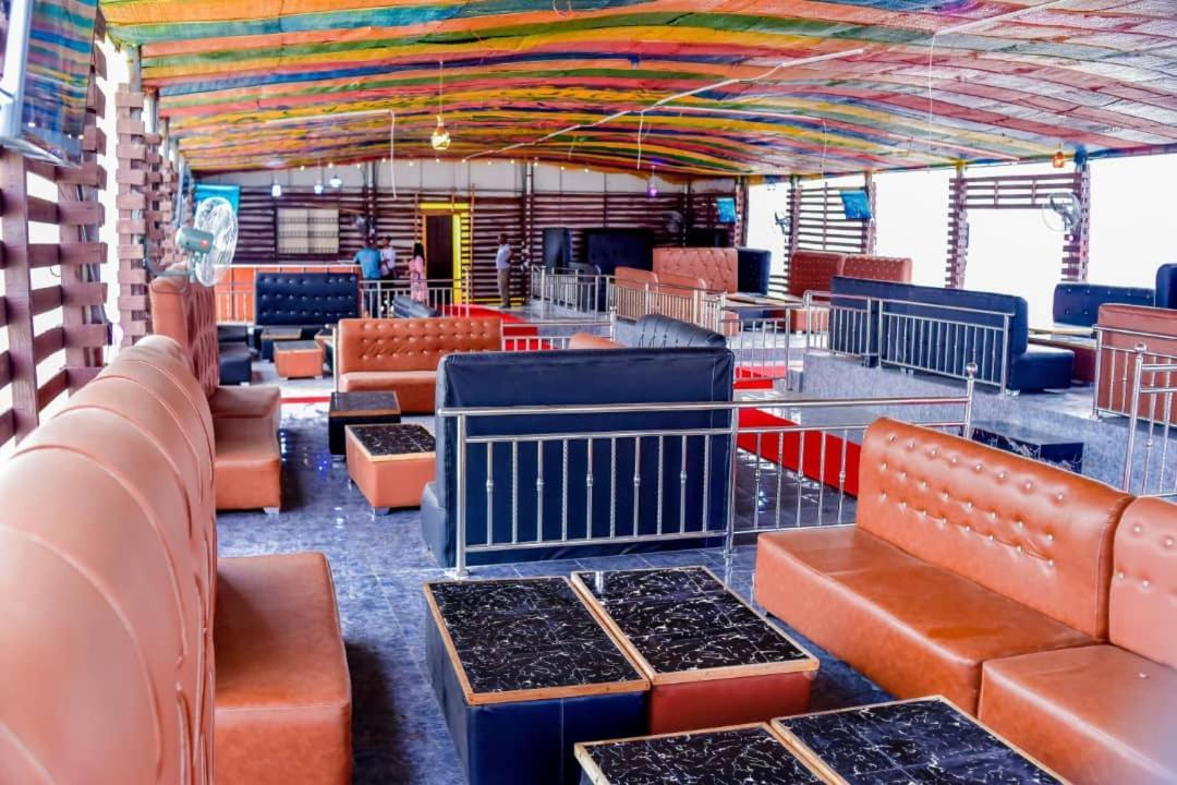Murphy'S Mansion Resort Umuahia Eksteriør bilde